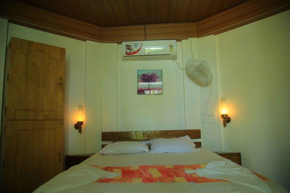 Woodhouse Beach Resort Варкала Экстерьер фото