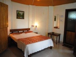 Woodhouse Beach Resort Варкала Экстерьер фото